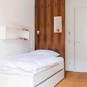 Konukevi Seminarhaus S1516, Berlin