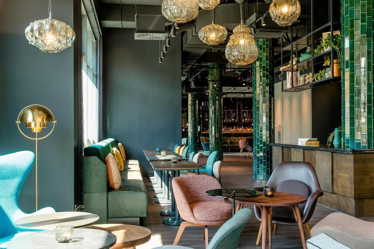 Motel One Berlin-Hackescher Markt Берлин
